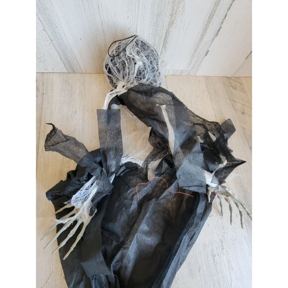 Skeleton AS IS Grim reaper hanging Halloween home decor prop - Picture 9 of 9
